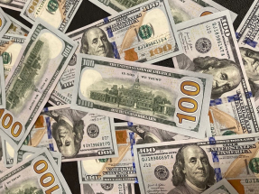 美國長債捱沽，債息反彈，10年期債息重上4厘。分析指，下周有大量企業債供應，市場或提前對沖利率風險。（港台圖片）