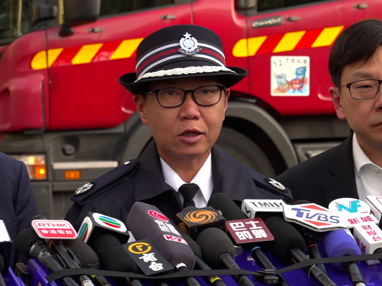 林敏嫻表示，警方今天進入兩座大廈搜索，沒有發現遺體，並救出三隻貓和一隻龜。（陳感恩攝）