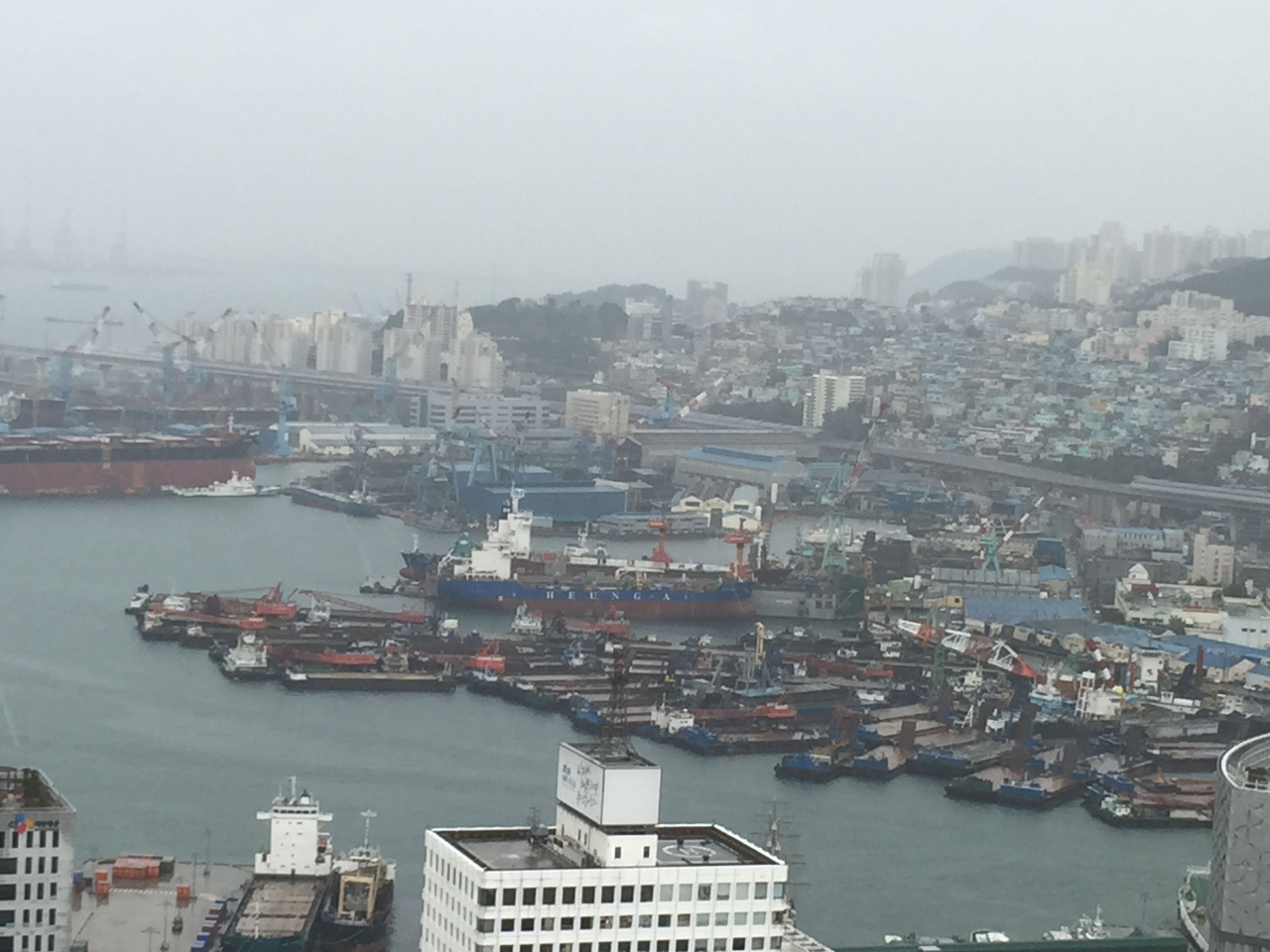 韓國11月進口按年上升1.2%，出口增長8.4%。（港台圖片）