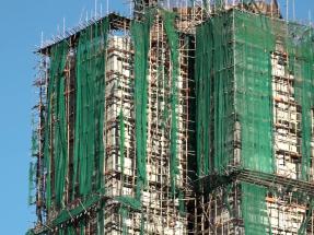 宏福苑五級火｜鄧炳強：懷疑有人將不合阻燃標準棚網混入工程使用