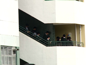 宏福苑五級火｜受影響學校復課　校方向情緒受打擊學生提供輔導