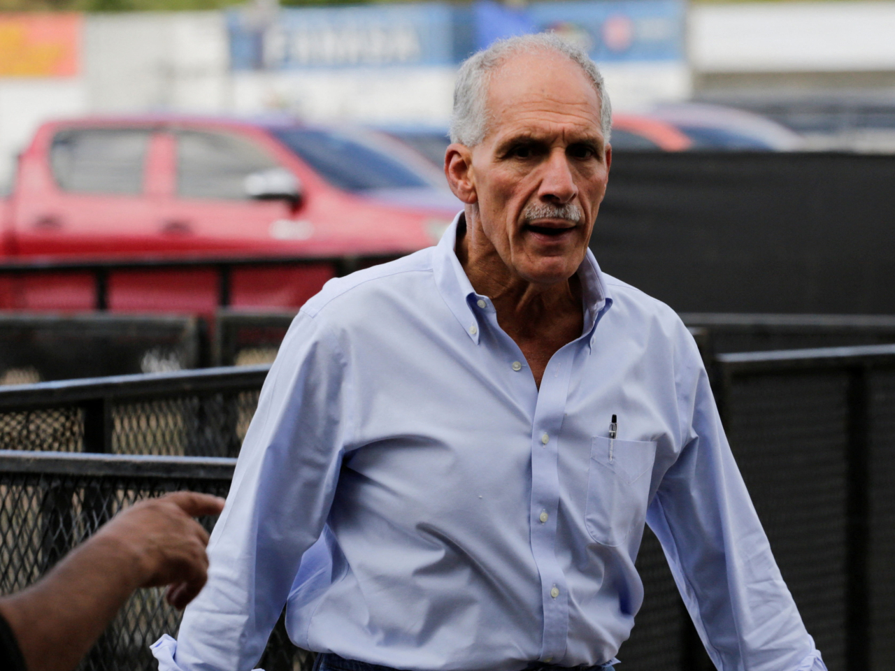 國家黨候選人阿斯富拉（圖）僅以微弱優勢領先自由黨候選人納斯魯拉。（路透社）