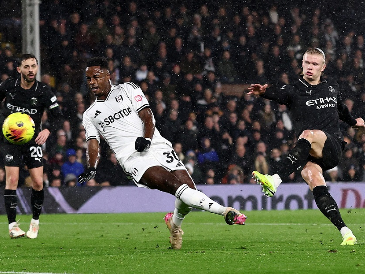 Norway's Erling Halland smashes it home from 12 yards. Photo: Reuters