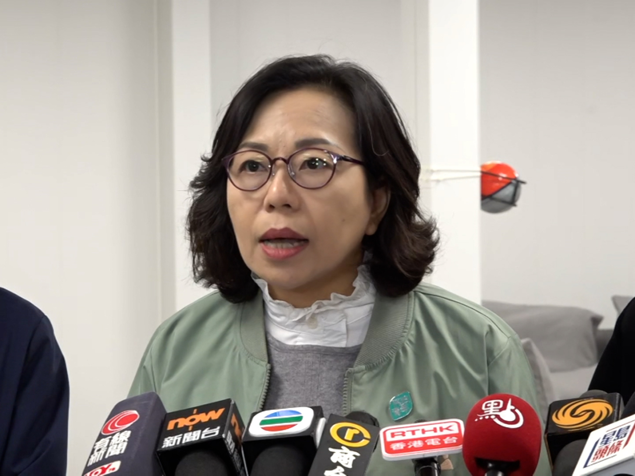 Alice Mak says the extra money could allow affected residents to buy clothes and other daily necessities as the mercury drops. Photo: RTHK