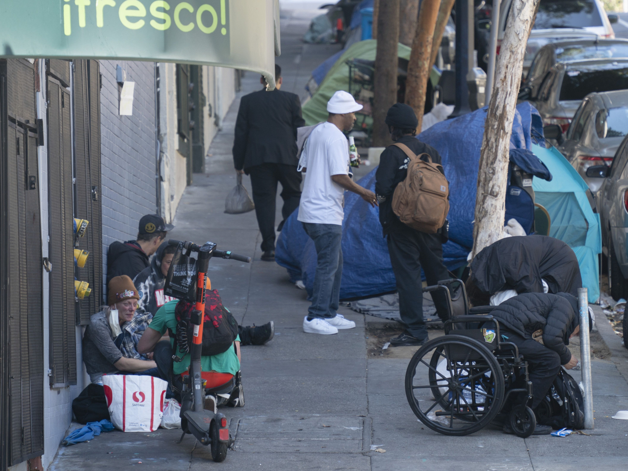 美國上周新申領失業援助人數，出乎意料按周減少2萬9千人，降至19.1萬人，市場原先預期會升至22萬人。（新華社資料圖片）