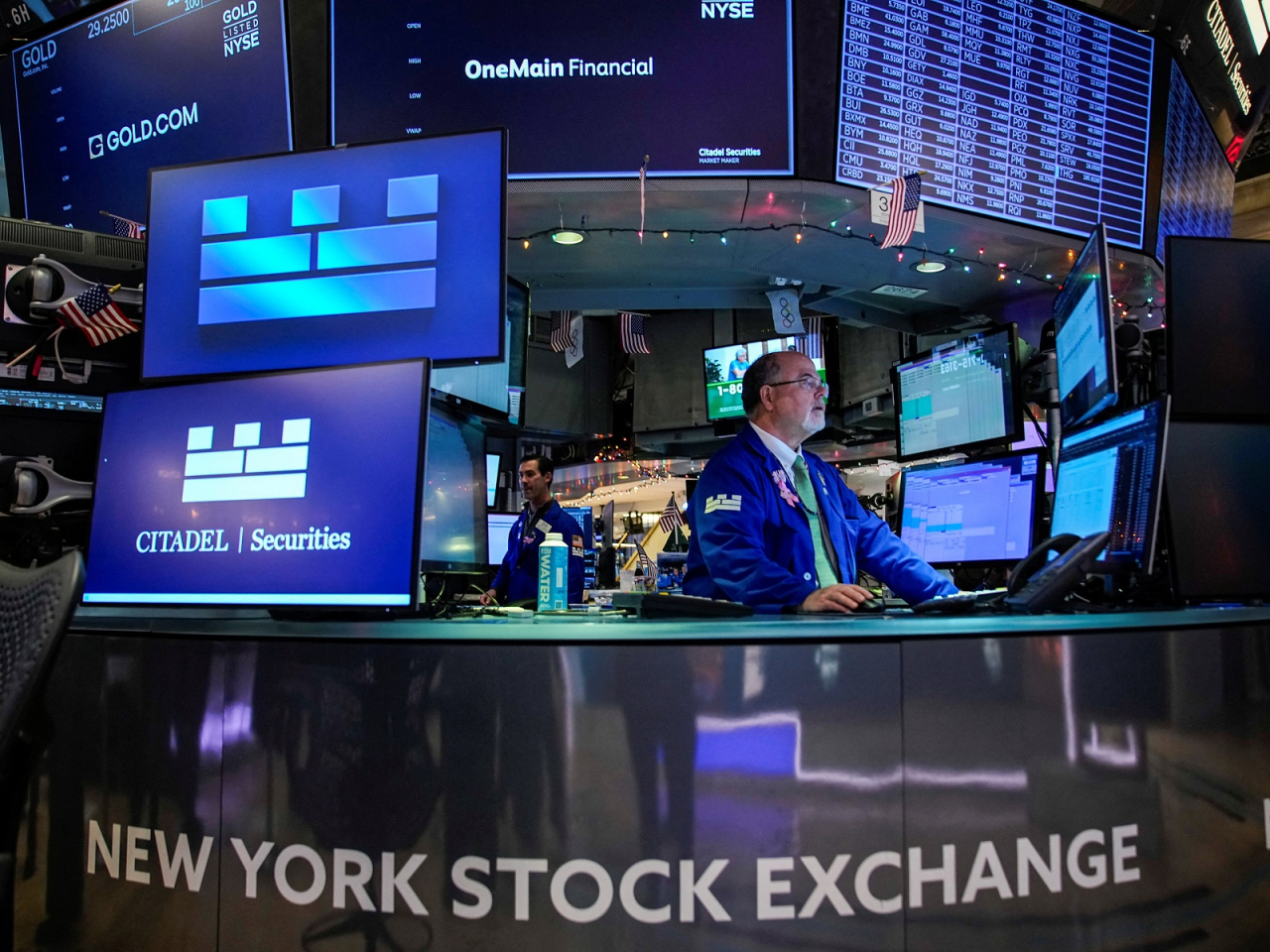 The three major US indices barely moved on Thursday as investors await the Federal Reserve's decision on interest rates next week. File photo: Reuters