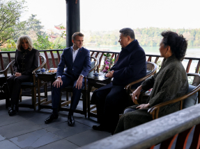 Macrons go off beaten diplomatic track in Chengdu