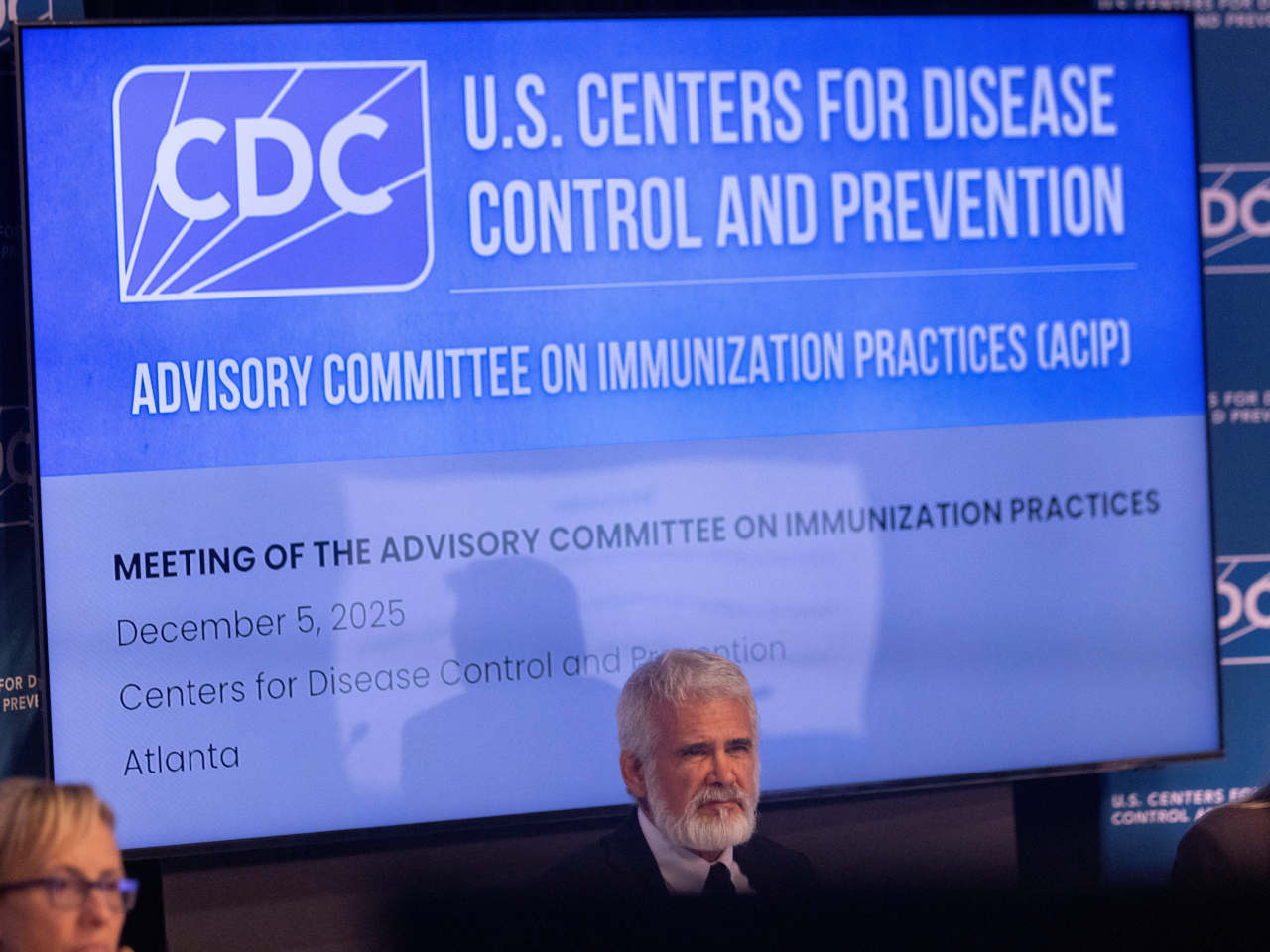 美國疾控中心轄下一個疫苗諮詢委員會通過取消所有美國新生兒接種乙型肝炎疫苗的建議。（路透社）