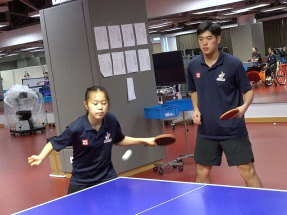 Para paddlers keep their eyes on ball in medal chase