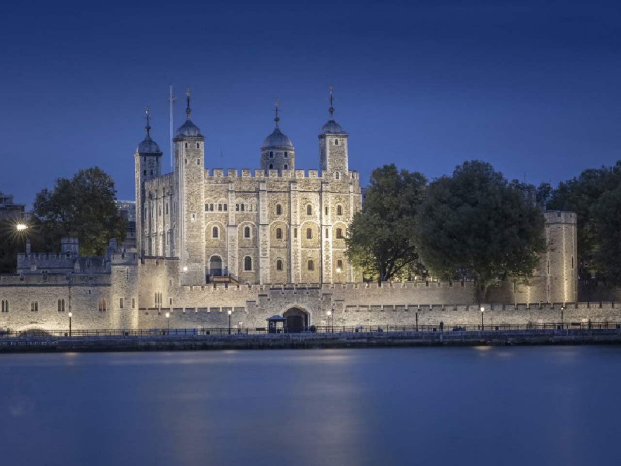 倫敦塔在英國歷史上曾經作為堡壘、要塞、天文台及監獄等。（法新社資料圖片）