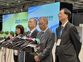 Elections head left satisfied by efficiency of polls