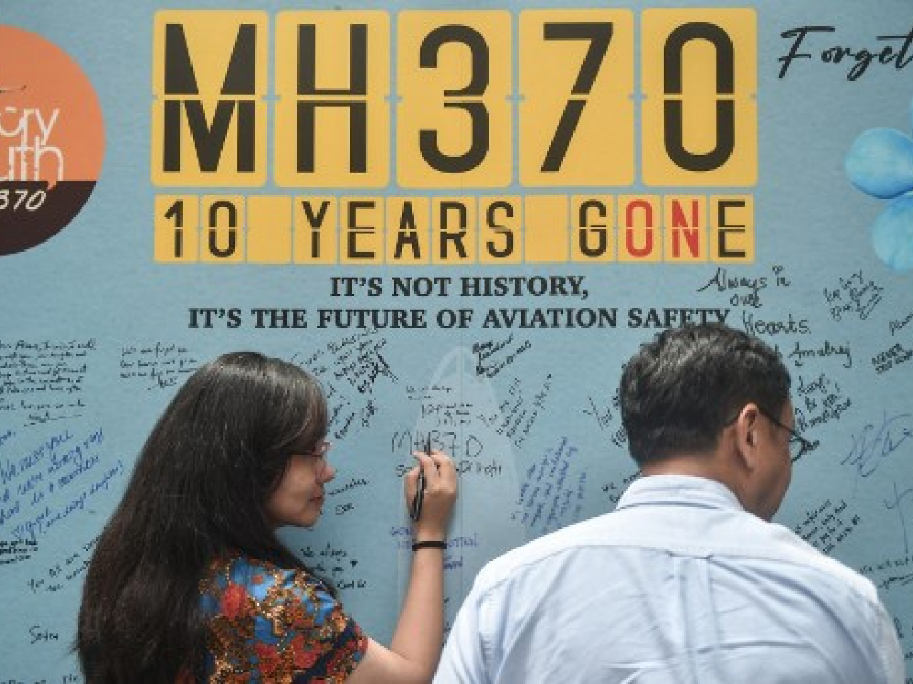 2015年1月19日，馬來西亞政府正式宣布MH370航班失事，並推定機上239名乘客和機組人員全部遇難。(法新社資料圖片)