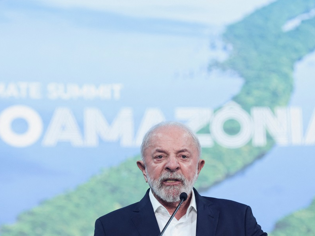 Brazilian President Luiz Inacio Lula da Silva has given his cabinet 60 days to draw up a roadmap to reduce the country's dependence on fossil fuels. Photo: Reuters