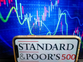 滙豐私人銀行預期，明年AI應用和商業化步伐加速，又預期標普500指數明年底前升至7500點新高。（法新社資料圖片）