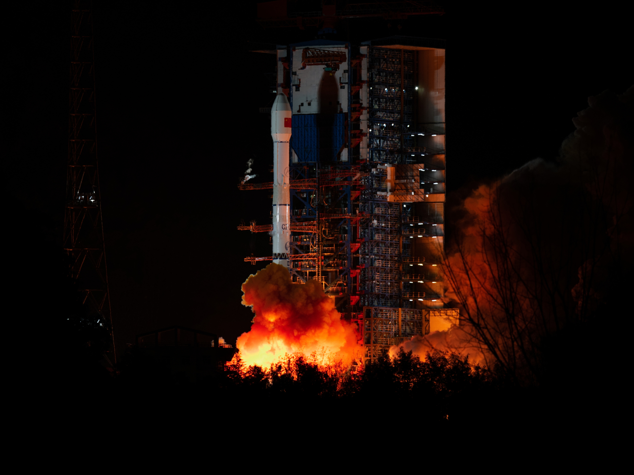 通信技術試驗衛星二十二號發射升空，衛星順利進入預定軌道，發射任務獲得圓滿成功。（新華社）