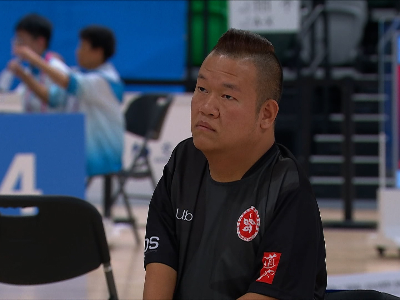 男子個人BC4比賽，港隊代表梁育榮四強擊敗隊友唐芝江。