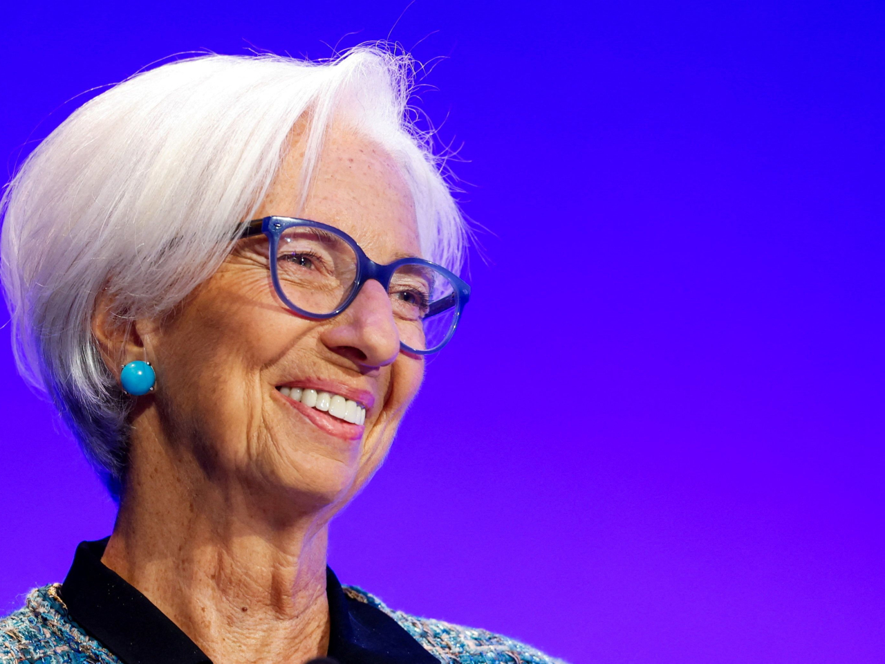 拉加德表示，歐洲央行央行或再次上調歐元區經濟增長預測，由於歐元區應對美國關稅衝擊的能力比預期強。（路透社資料圖片）