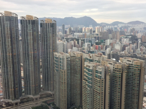 首11個月中原城市領先指數（CCL）升3.92%，今年樓價結束3年跌勢回升。（港台圖片）