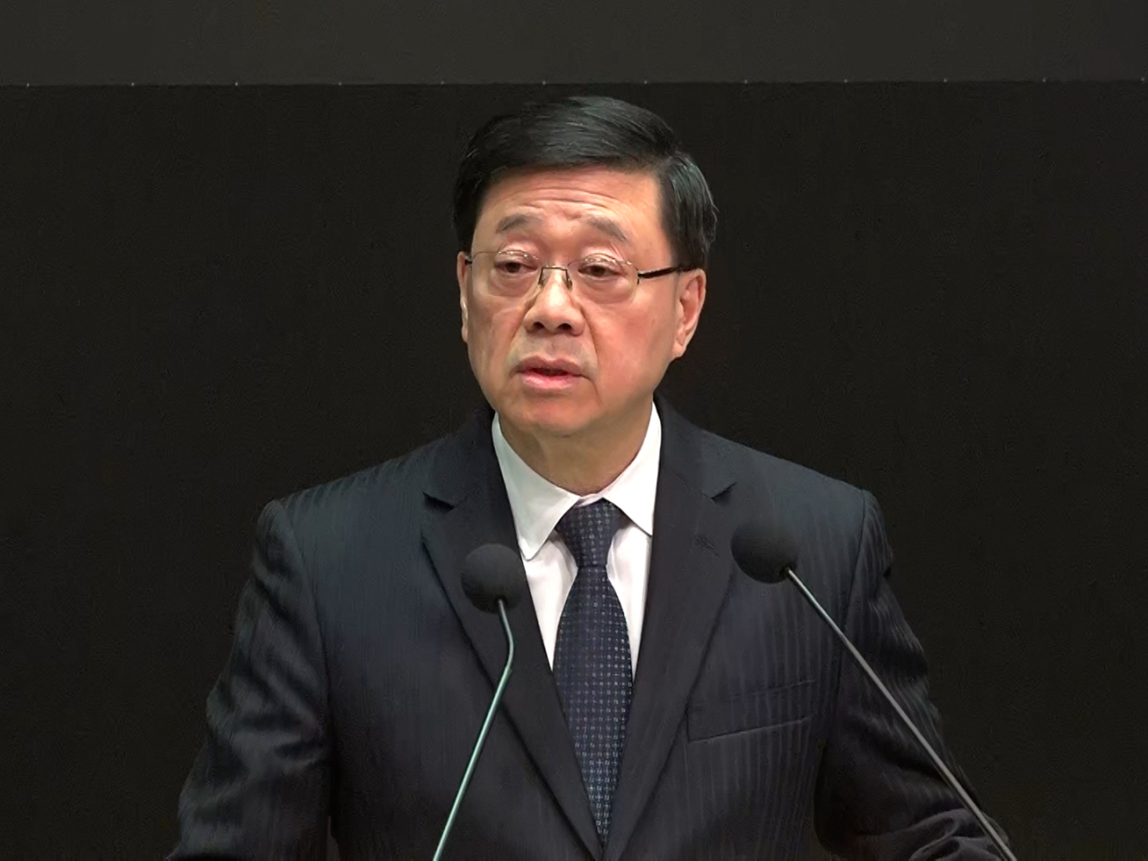 行政長官李家超下午就宏福苑火災有關事宜會見傳媒（港台圖片）