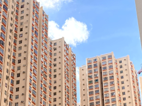 中原稱近日多個新盤推售，加上臨近聖誕長假，二手成交減慢。（港台圖片）