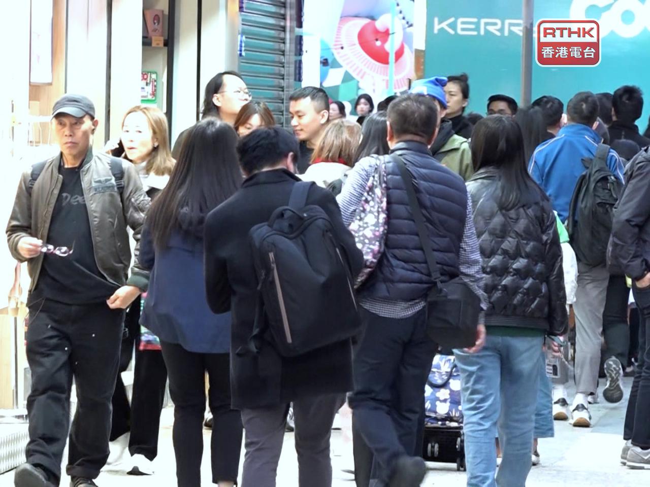 天文台預料一道冷鋒會在今日下午稍後橫過廣東沿岸。（港台圖片）