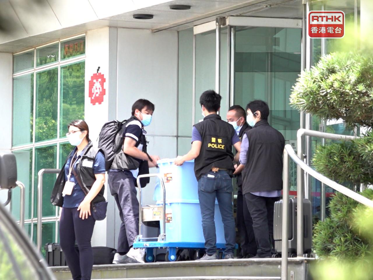 警方曾於2021年6月搜查壹傳媒集團位於將軍澳的蘋果日報大樓。（港台圖片）