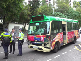 Twelve people injured in Pok Fu Lam crash