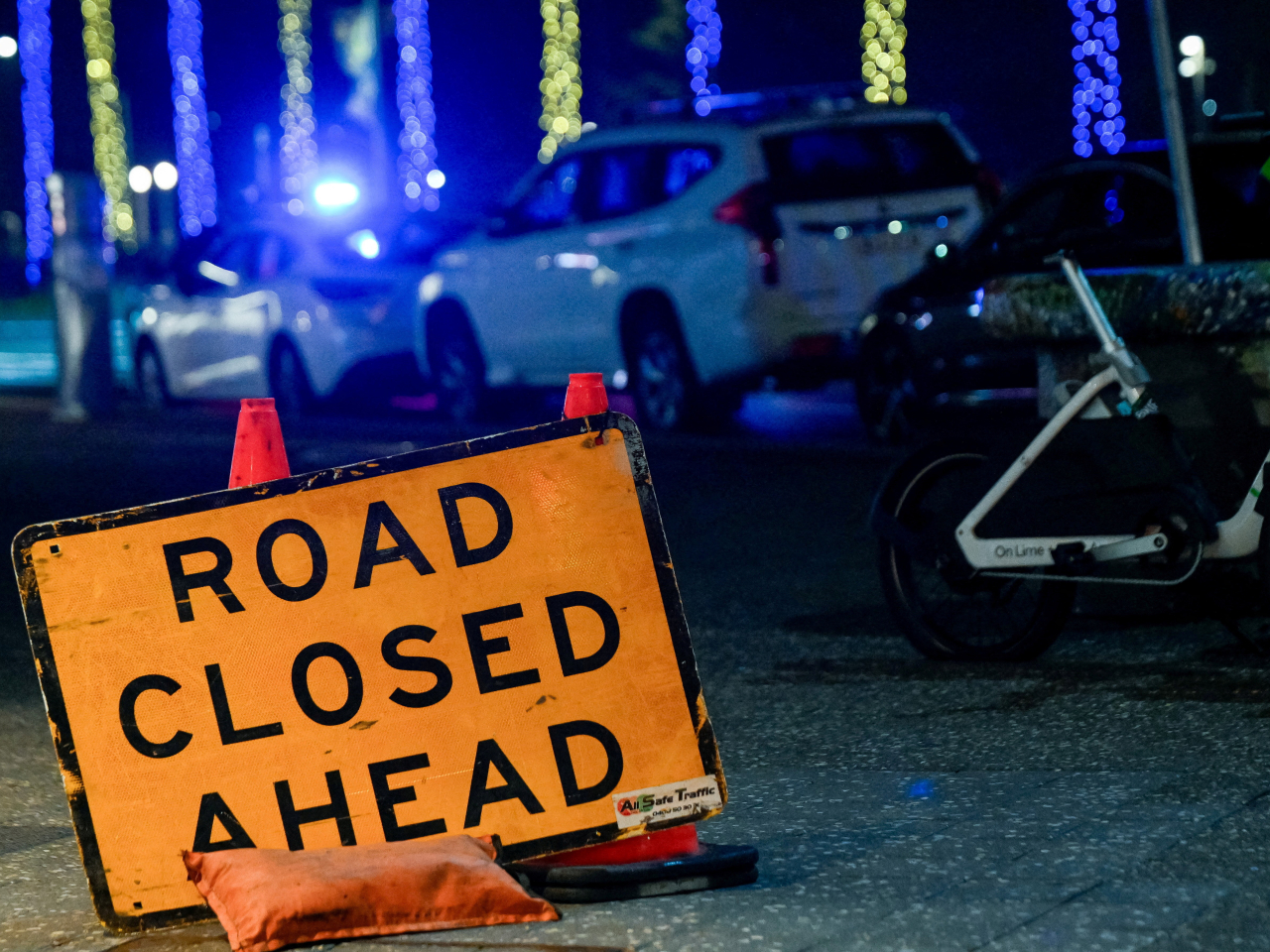 邦迪海灘和附近一帶今日繼續關閉，以便進行調查工作。(路透社)