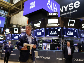 美股本星期將聚焦於就業、通脹和零售數據。同時關注英國、歐洲及日本央行議息結果。（法新社資料圖片）