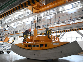 付凌暉指，新興領域投資增長勢頭較好，製造業升級穩步發展，裝備製造較快發展。（新華社資料圖片）