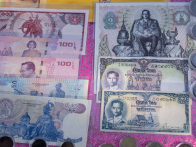 泰國央行憂慮泰銖快速升值，已要求銀行業監察外匯流入並收緊黃金相關交易。（法新社資料圖片）