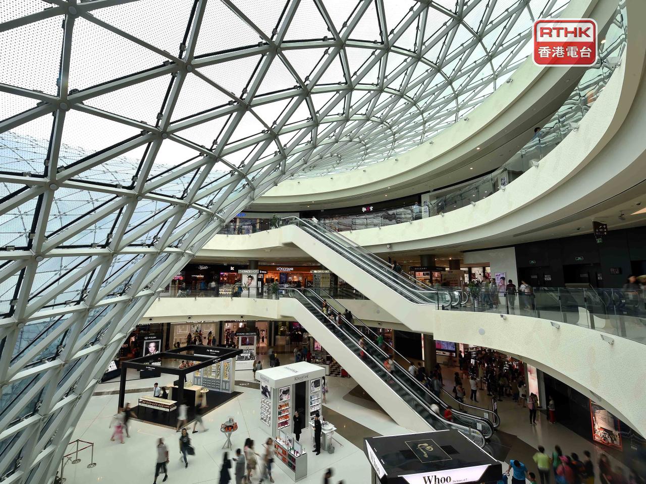 中央財經委員會辦公室表示，擴大內需是明年排在首位的重點任務，近幾個月消費和投資增速放緩，需要持續加力。（港台圖片）