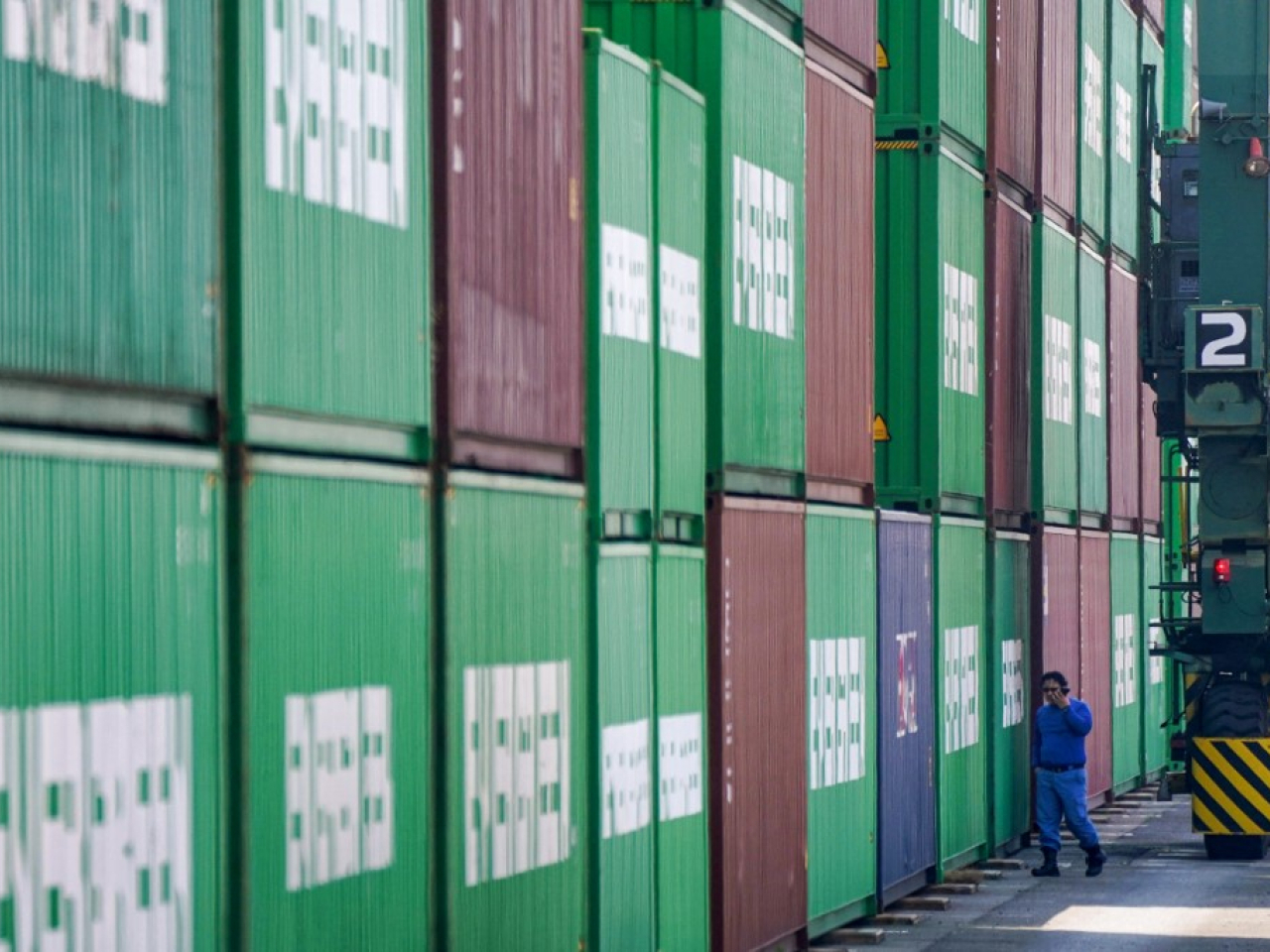 日本11月出口按年增長6.1%，連續3個月錄得增長，增幅高過市場預期。（法新社資料圖片）