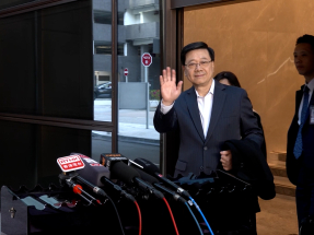 李家超結束北京述職行程　下午返抵本港