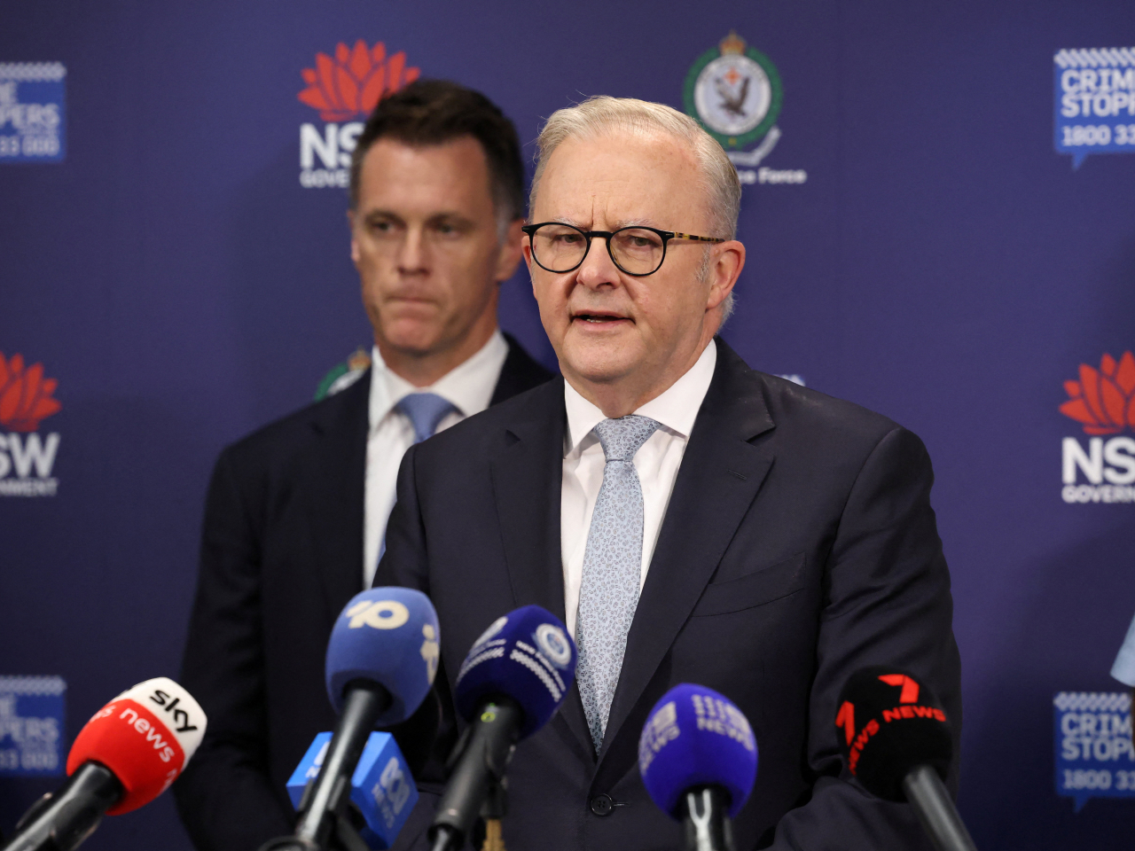 阿爾巴內塞說，政府會建立一套新機制，將發表仇恨言論、宣揚暴力或種族仇恨的相關人員和組織列入名單。（路透社資料圖片）