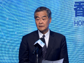 梁振英表示，香港在如何融入國家發展大局時，必須考慮國家所需及香港所長。（梁禎祥攝）