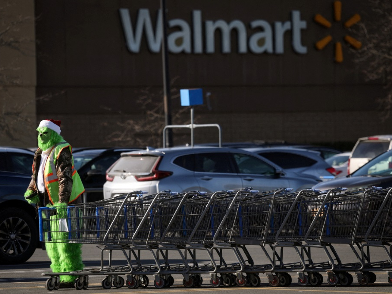 US consumers, however, are still feeling the pinch from elevated costs overall. Photo: Reuters