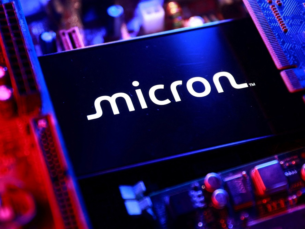 Micron Technology shares surged more than 10 percent after its quarterly profits nearly tripled to US$5.2 billion. Photo: Reuters
