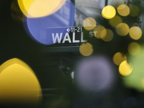 美國主要交易所維持在平安夜提早收市，26日全日正常交易。（法新社資料圖片）