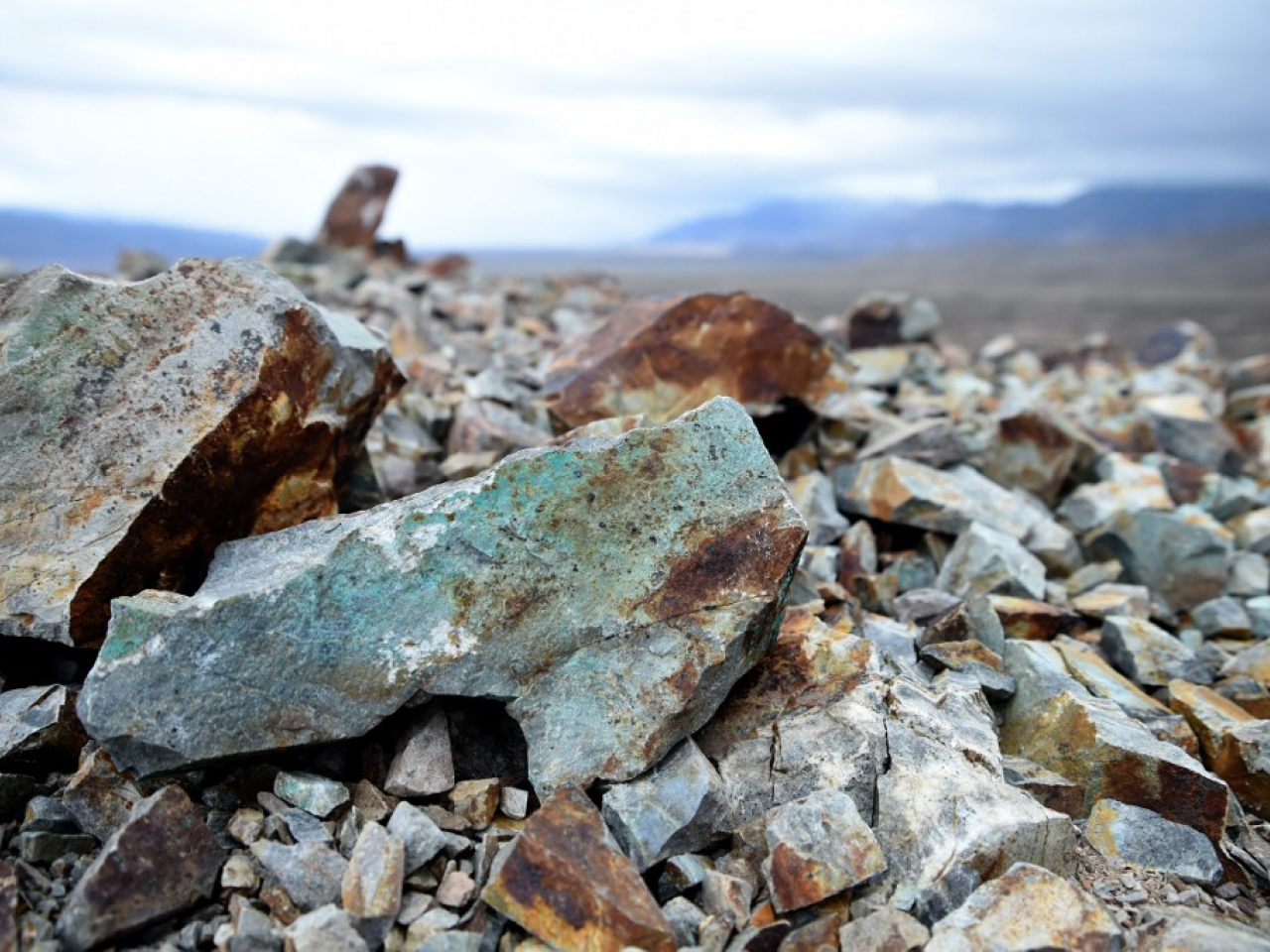 有智利礦商與中國冶煉廠達成「零加工費」協議，是年度供應談判歷來首次，反映市場供應緊張。（法新社資料圖片）