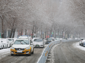 交通運輸部稱將嚴格落實措施防範道路結冰及暴雪　確保路網暢通