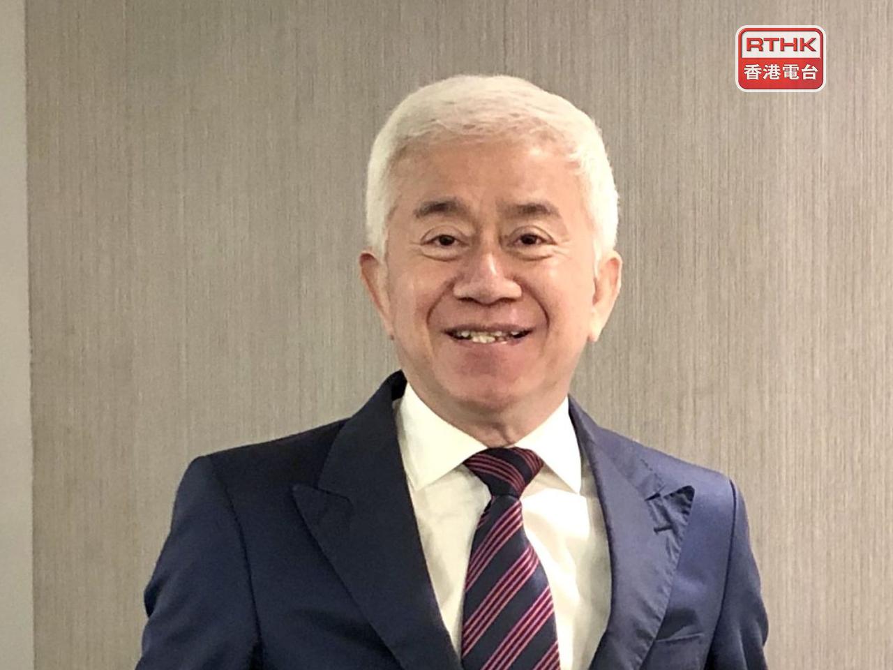 禢國全表示，今年聖誕假期整體旅行團出團或外遊情況尚算樂觀，業界預期外遊旅行團數目1500個。（港台圖片）