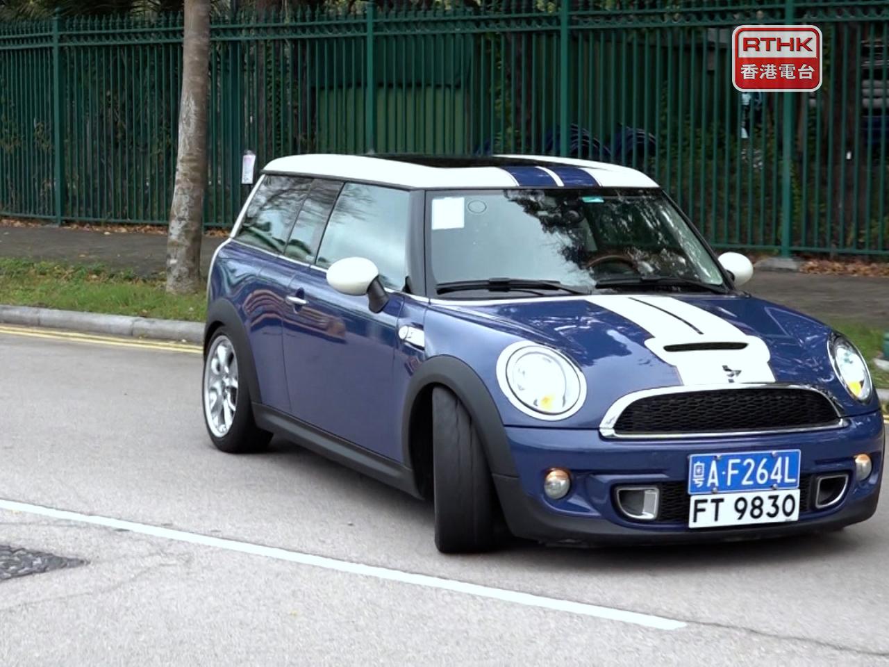 「粵車南下」入境市區措施昨日起實施，暫時每日名額100個。（港台圖片）