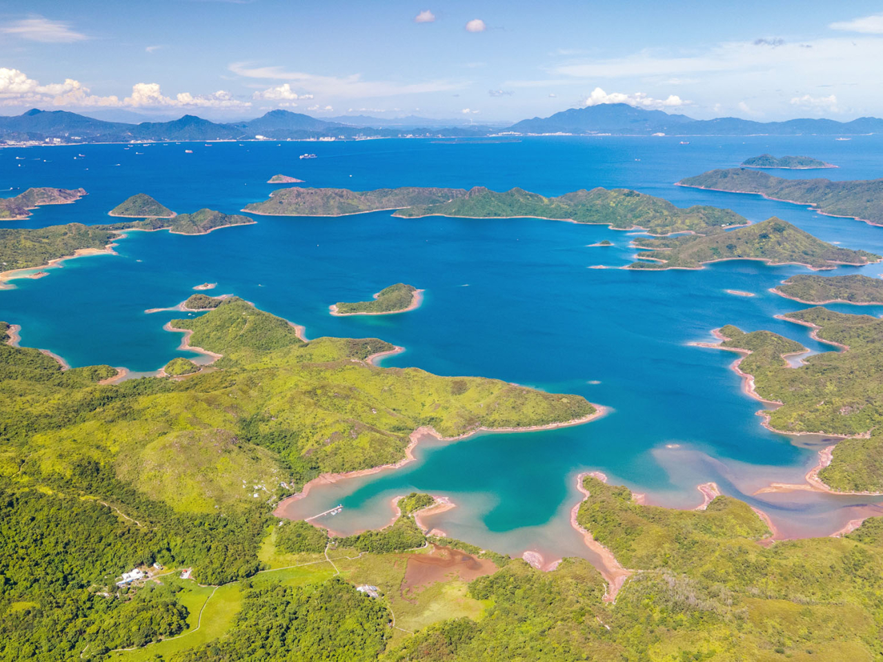 香港大鵬灣以優異的綜合評分獲選為「美麗海灣優秀案例」，是香港特別行政區首次獲得這項表揚。（政府新聞處）