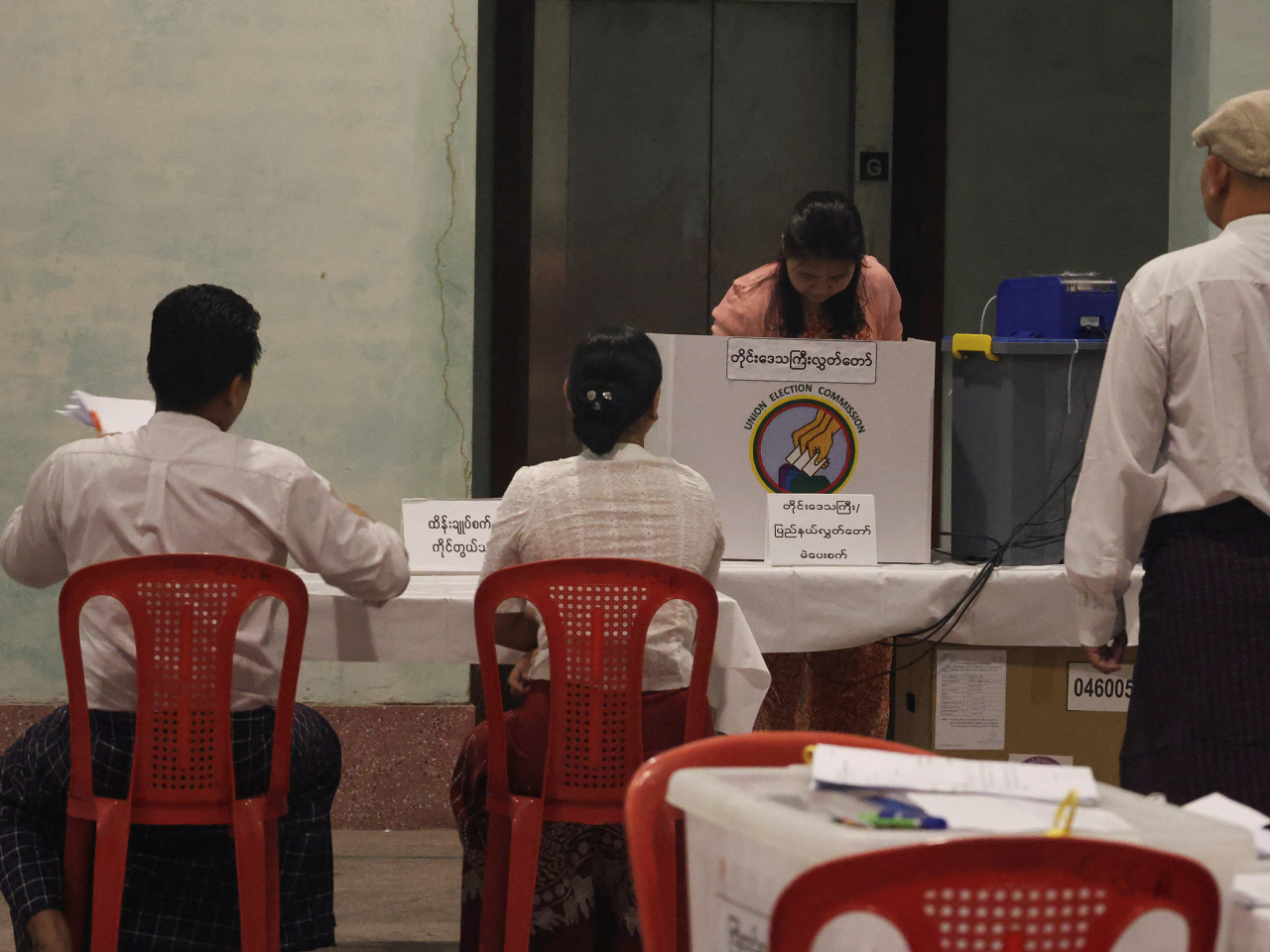 緬甸大選開始投票。（路透社）