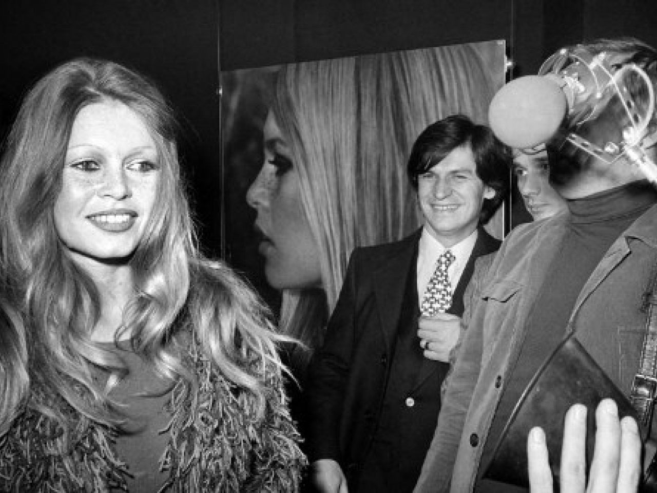 Brigitte Bardot inaugurates a photo exhibition in Paris in 1971. File photo: AFP
