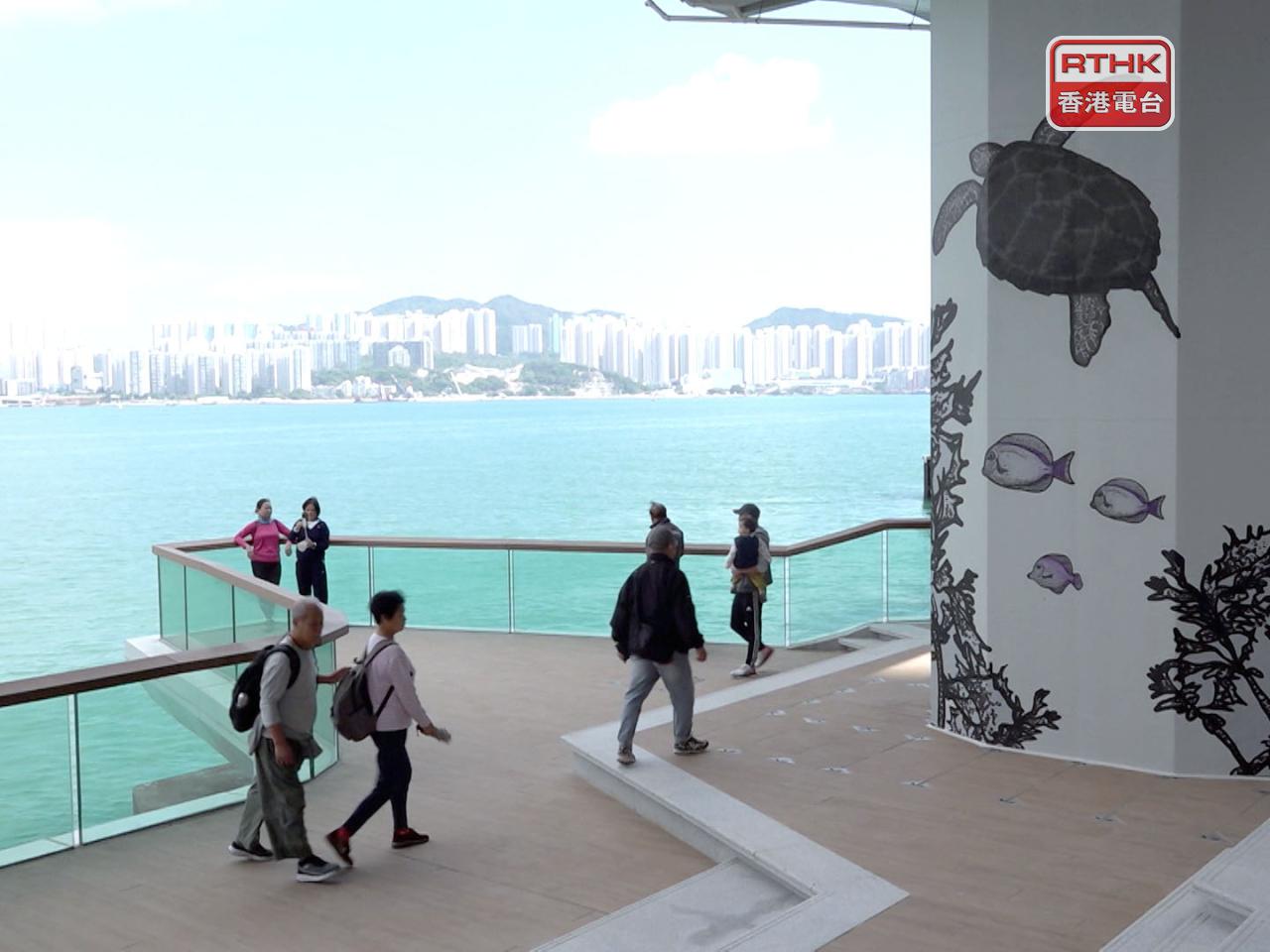 板道有數個多功能開放式空間，可供申請舉辦展覽、藝術和社區活動等。（林紹鋒攝）