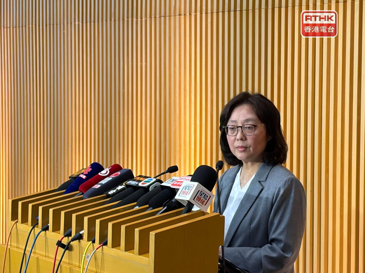 甯漢豪說政府樂見私人市場重拾增長動力，希望促成良好局面，讓更多新建私人住宅項目啟動。（鄧鈞尤攝）