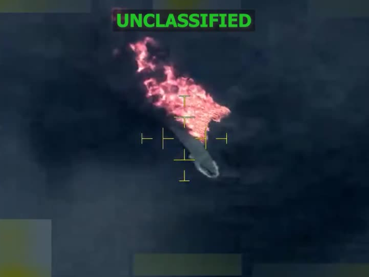 美軍表示，在國際水域對一艘船隻進行致命打擊，擊斃兩名男子。（路透社資料圖片）