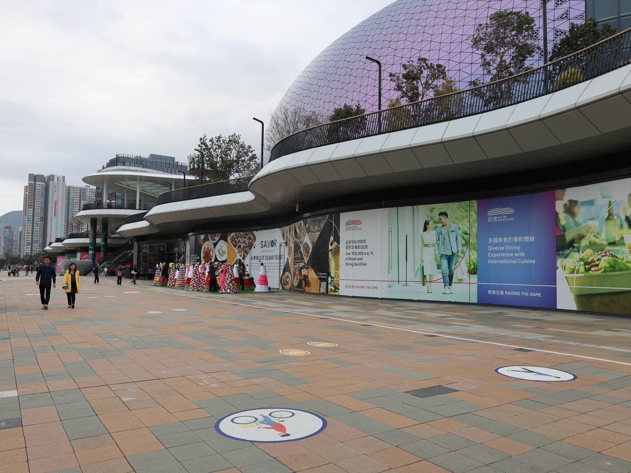 啟德體育園美食海灣的一段共融通道。（政府新聞處）